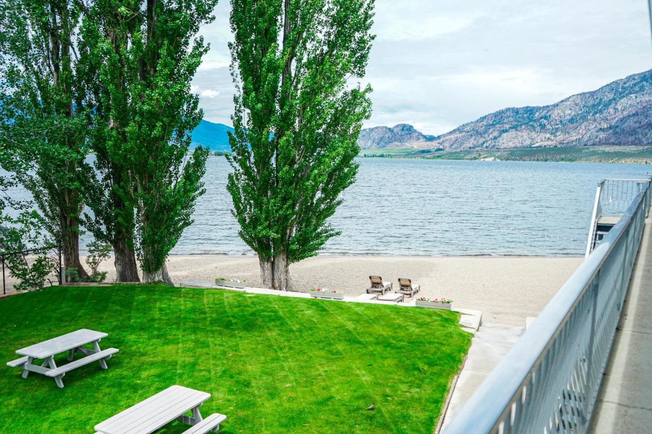 Poplars Motel On The Lake Осуюс Екстер'єр фото